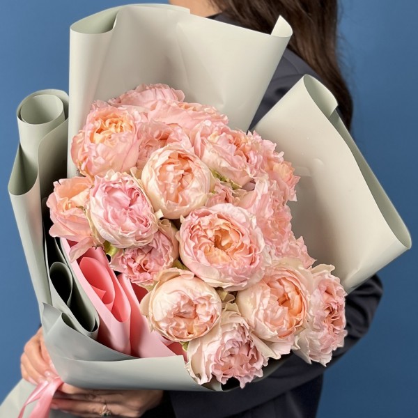 5 кустовых пионовидных роз Джульетта Хани 60 см